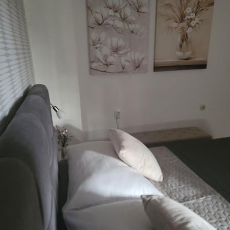 Apartments Lanterna Ražanac Extérieur photo